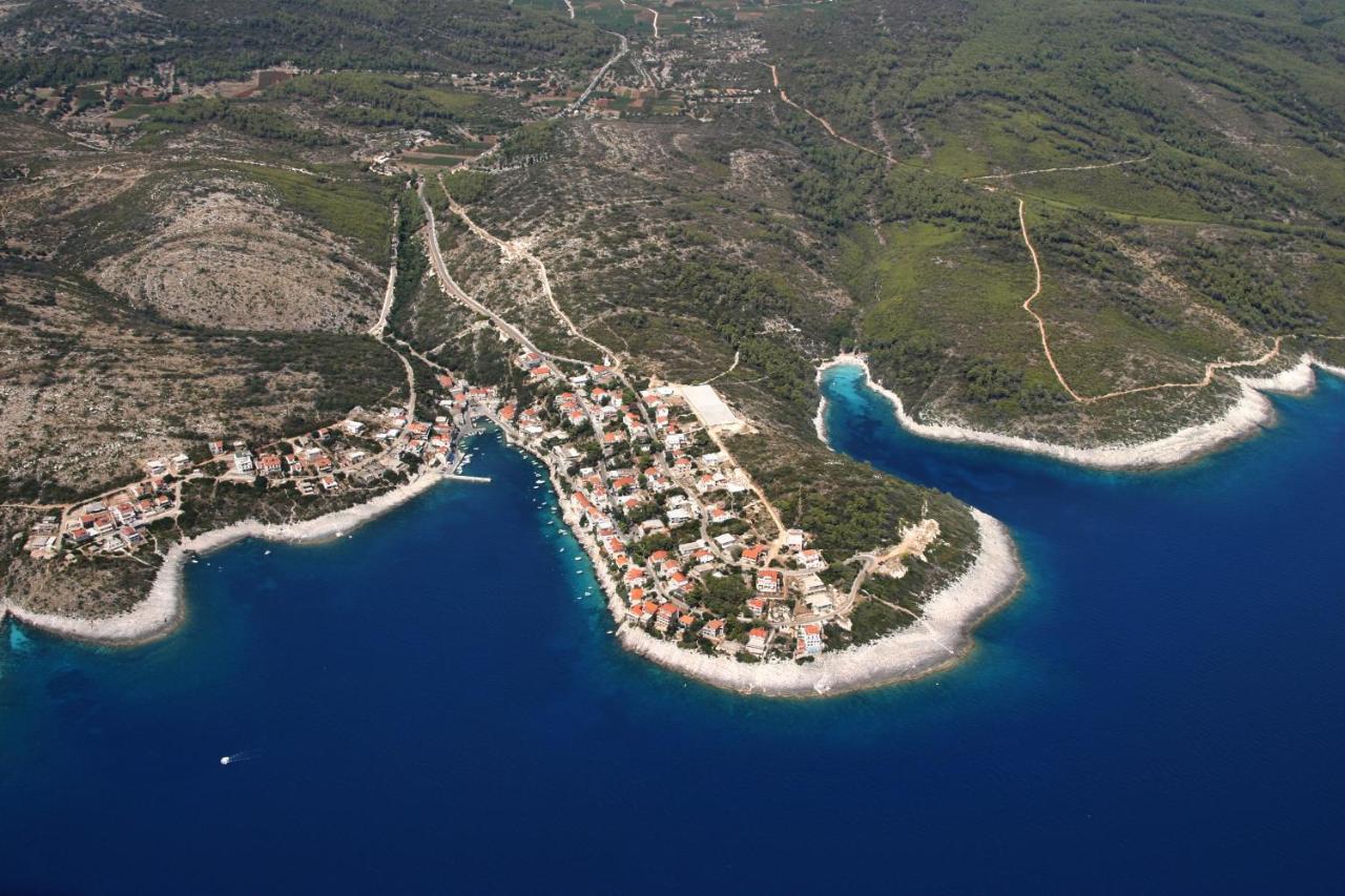Family Friendly Apartments With A Swimming Pool Zavalatica, Korcula - 183 Exterior photo