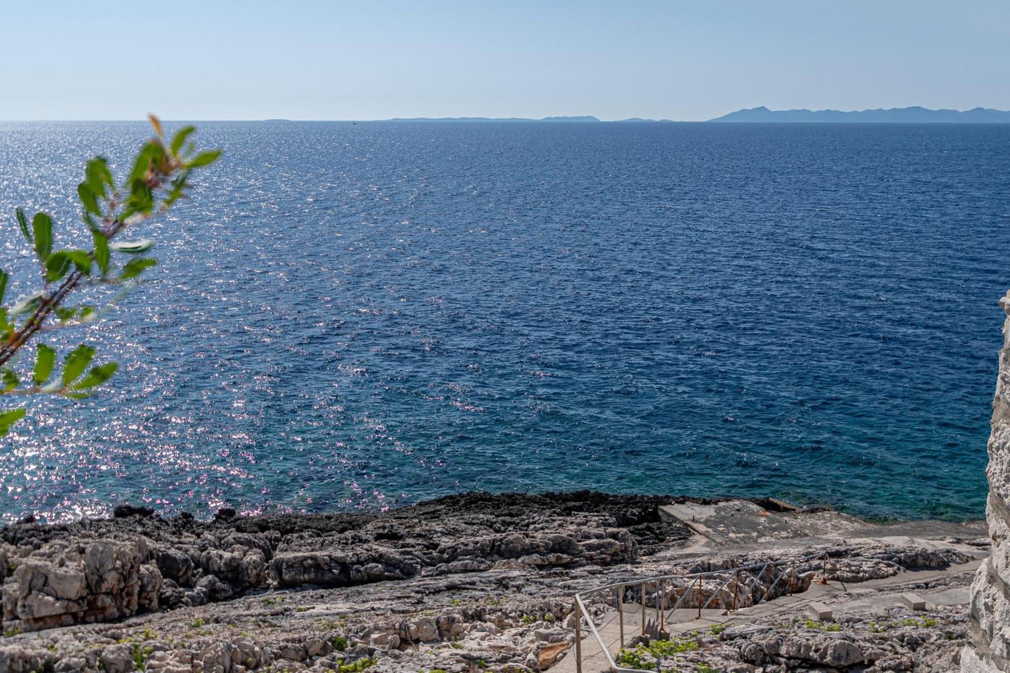 Family Friendly Apartments With A Swimming Pool Zavalatica, Korcula - 183 Exterior photo