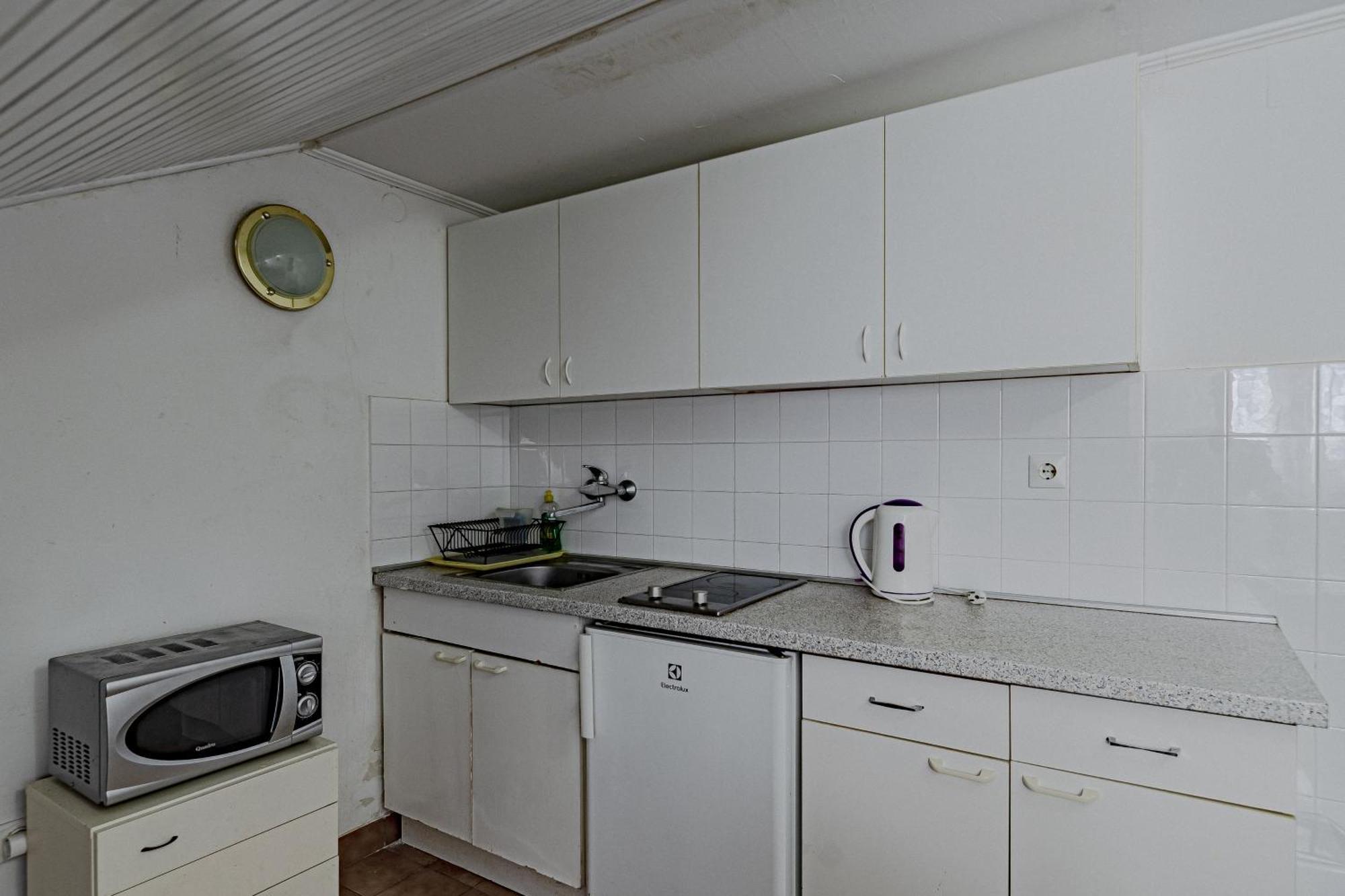Family Friendly Apartments With A Swimming Pool Zavalatica, Korcula - 183 Exterior photo