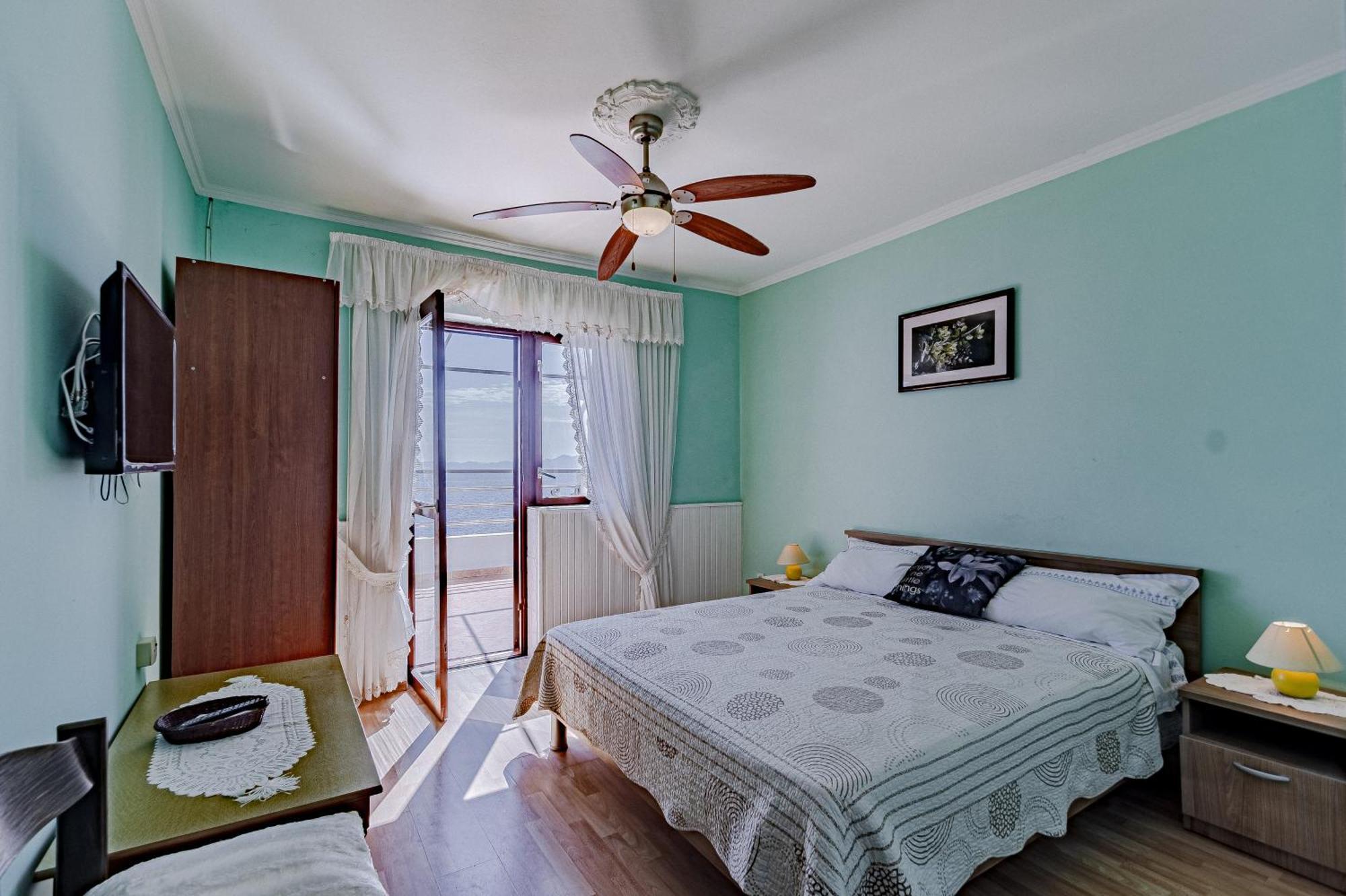 Family Friendly Apartments With A Swimming Pool Zavalatica, Korcula - 183 Exterior photo